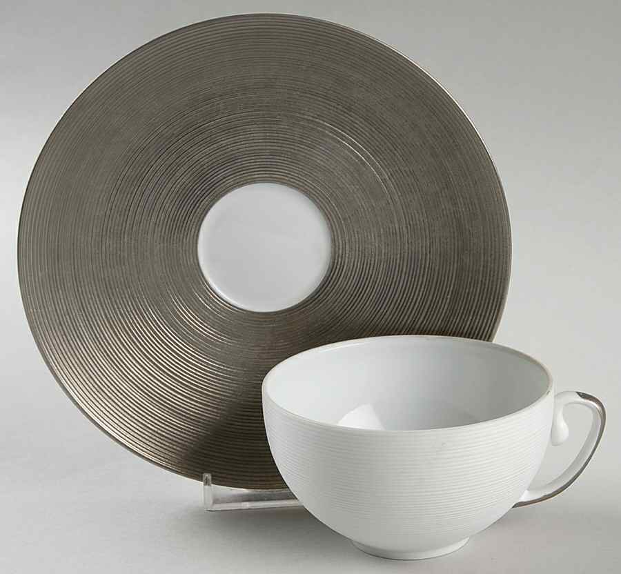 Aile Platine (Platinum) Flat Cup & Saucer Set by Jean Louis Coquet-1