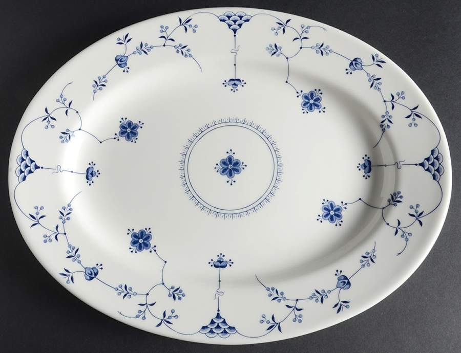 Helsinki Finlandia (Smooth Edge) 13" Oval Serving Platter by Churchill-1