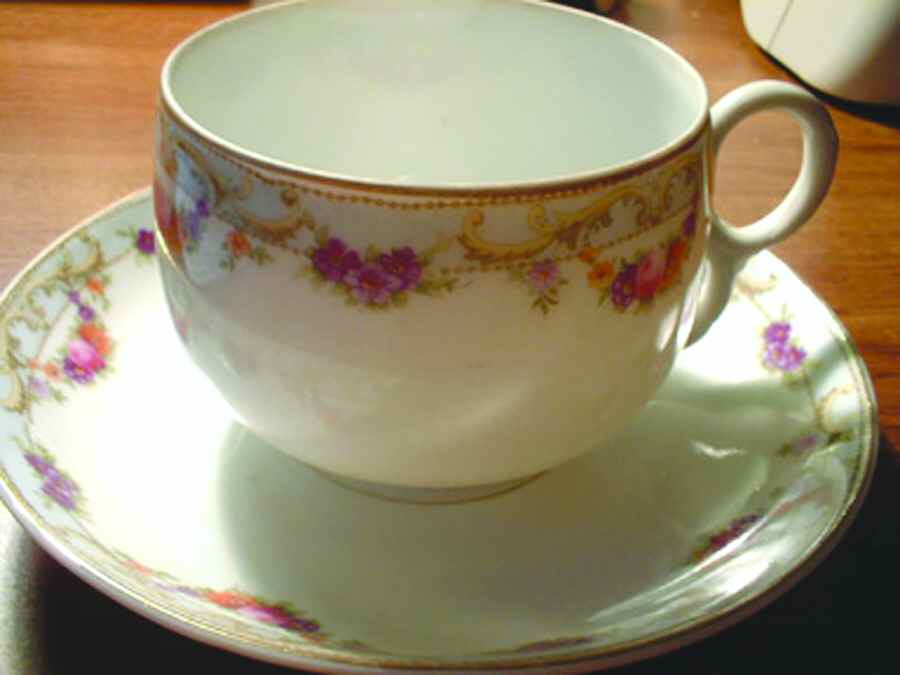 Eatonia Flat Cup & Saucer Set by Czechia-Czechoslovakia-1