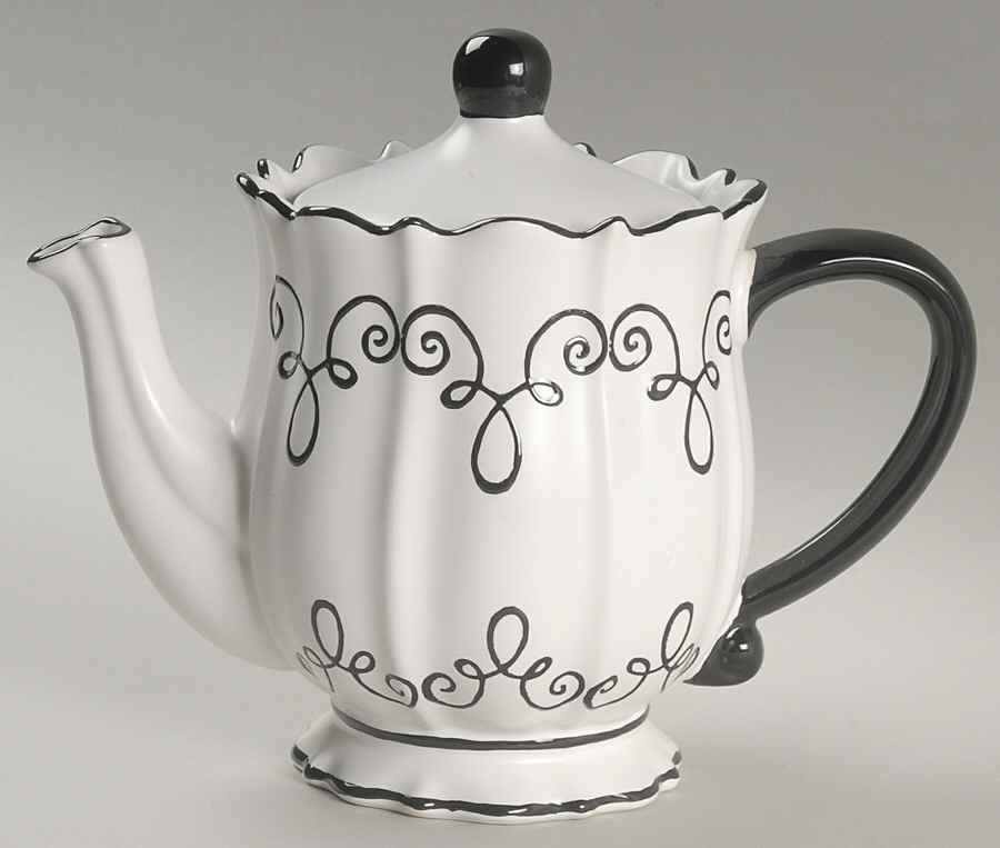 Bon Bonniere Coconut Creme Teapot & Lid by Chaleur-1