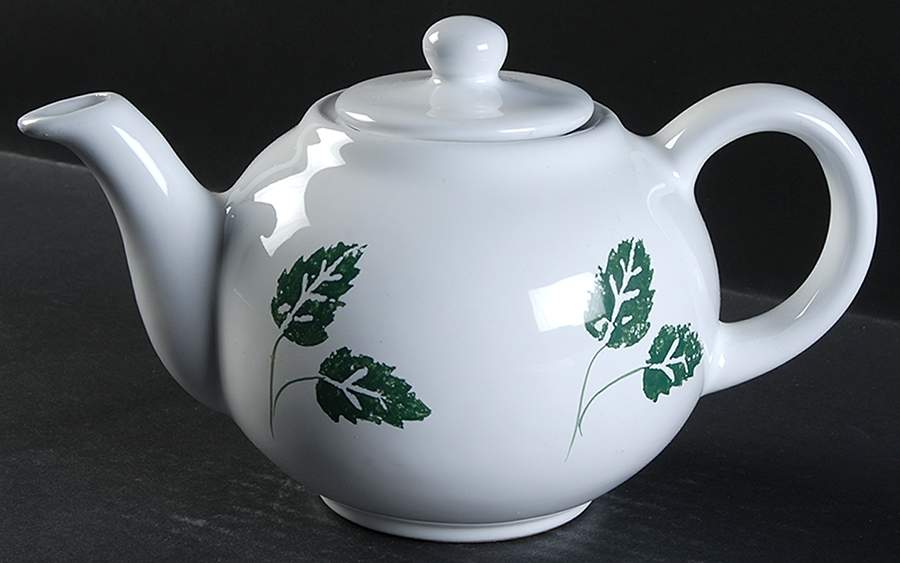 Foglia Verde Teapot & Lid by Caleca-1