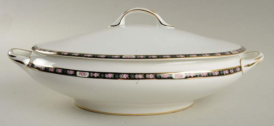 CLE26 Oval Covered Vegetable by Cleveland (USA)-1