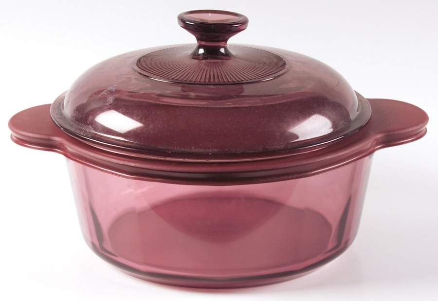 Visions Cranberry 2.5 Qt Round Casserole with Glass & Plastic Lids by Corning Corelle-1
