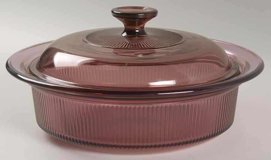 Visions Cranberry 1.5 Qt Round Covered Casserole by Corning Corelle-1