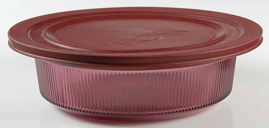 Visions Cranberry 2.5 Qt Round Covered Casserole by Corning Corelle-1