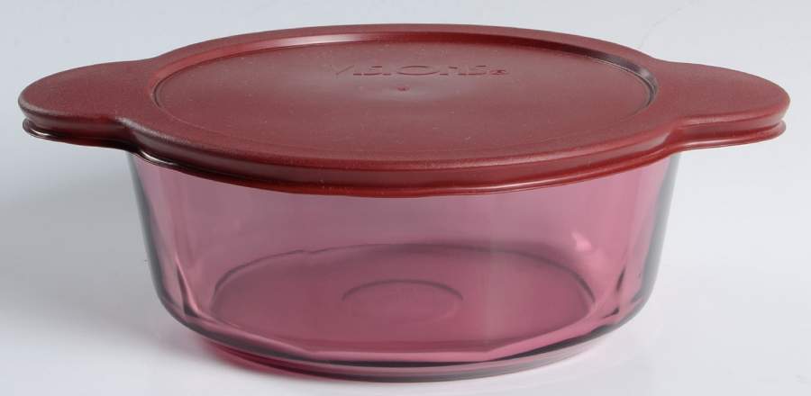 Visions Cranberry 1.50 Qt Round Covered Casserole with Plastic Lid by Corning Corelle-1