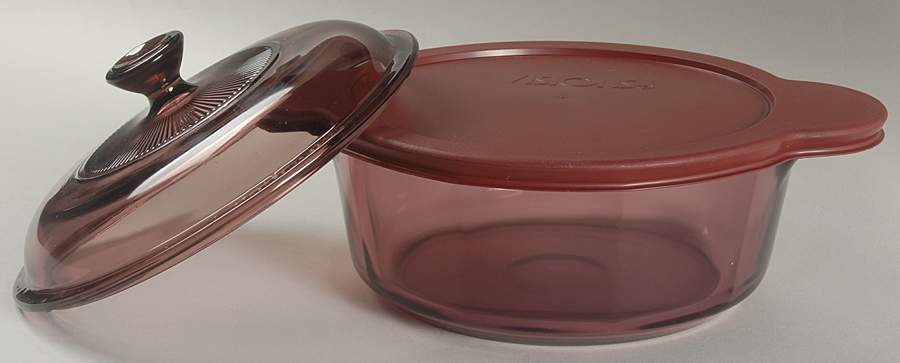 Visions Cranberry 1.50 Qt Rd Covered Casserole w/Glass & Plastic Lid by Corning Corelle-1