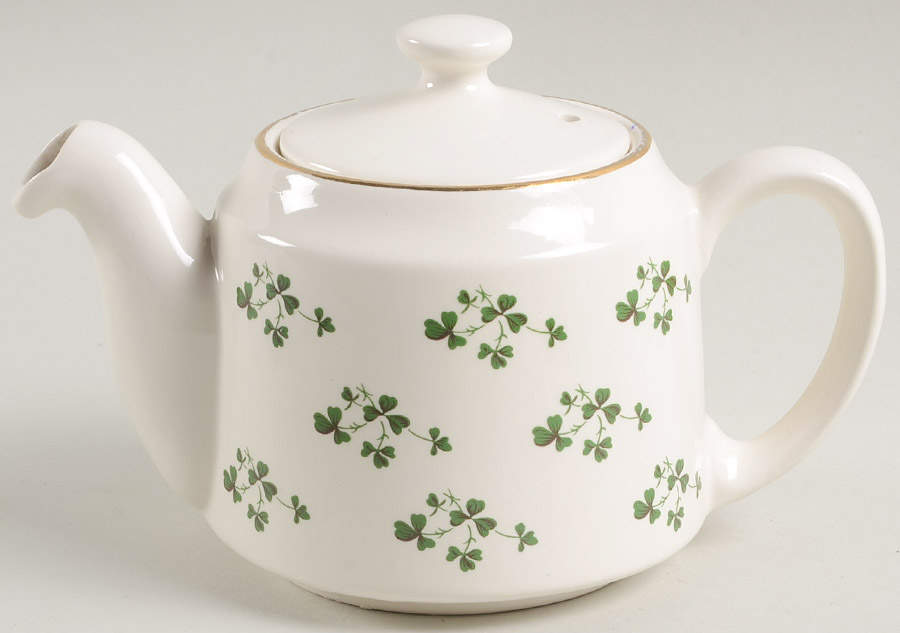 Shamrock Mini Teapot & Lid by Carrigaline-1