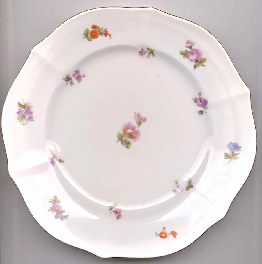 CZE178 Dinner Plate by Czechia-Czechoslovakia-1