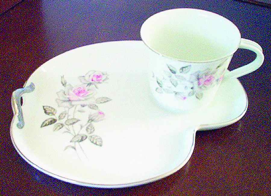 CBJ2 Snack Plate & Cup Set by CBC China Japan-1