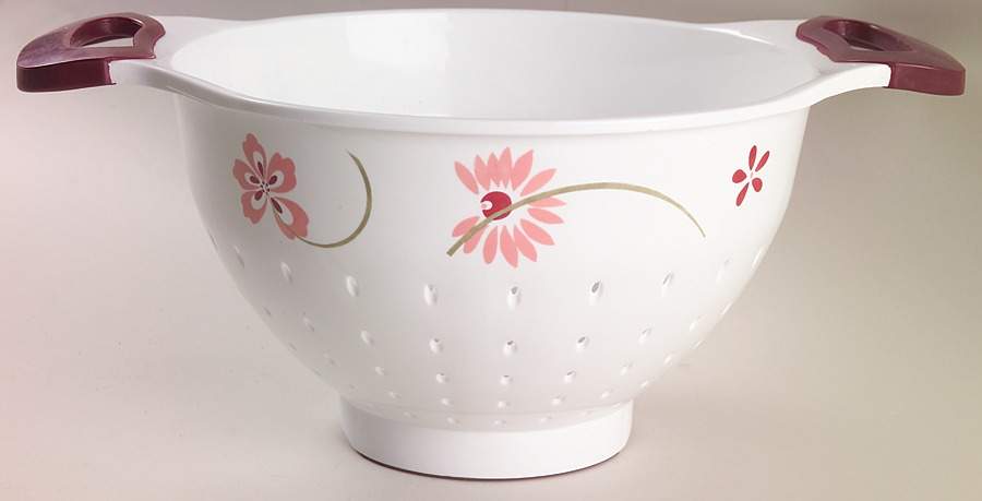 Pretty Pink (Corelle) Melamine Colander by Corning Corelle-1