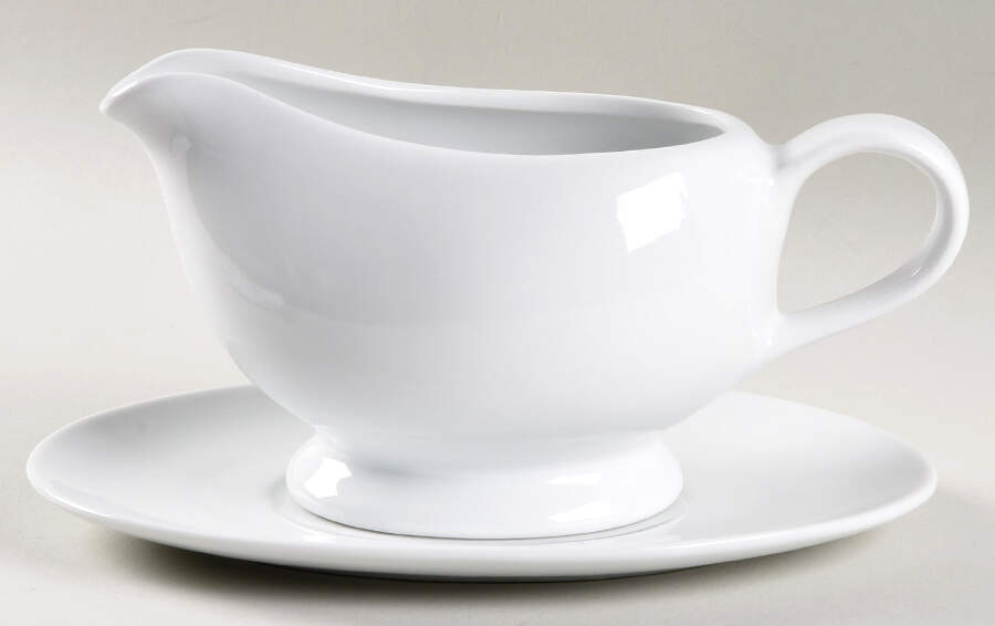 Aspen (Essential) Gravy Boat & Underplate by Crate & Barrel-1