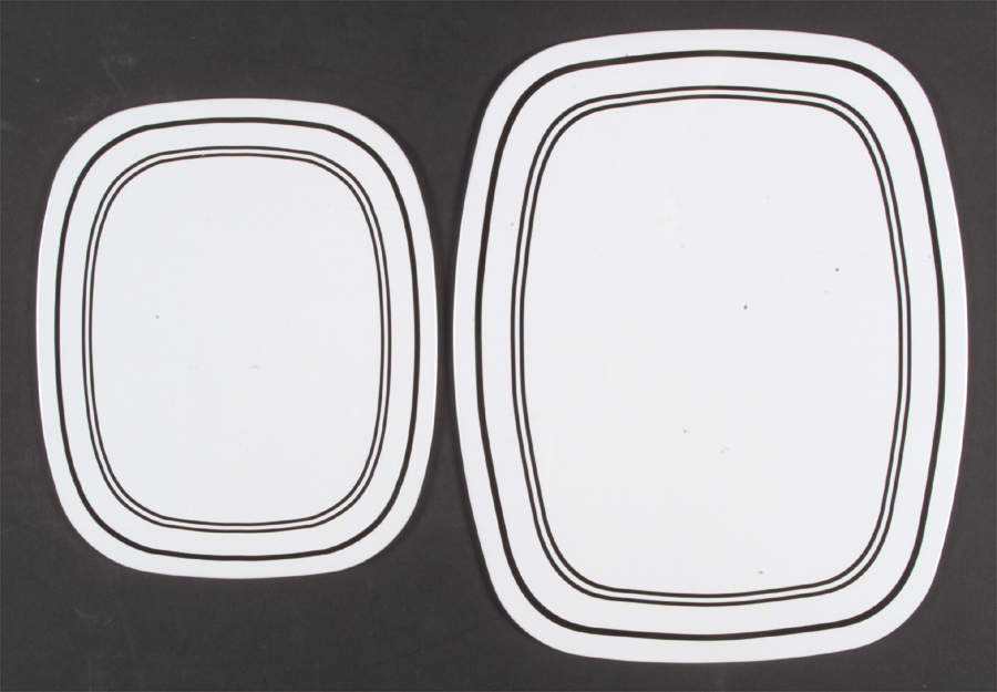 Classic Cafe Black 2-Piece Stove and Counter Mat by Corning Corelle-1