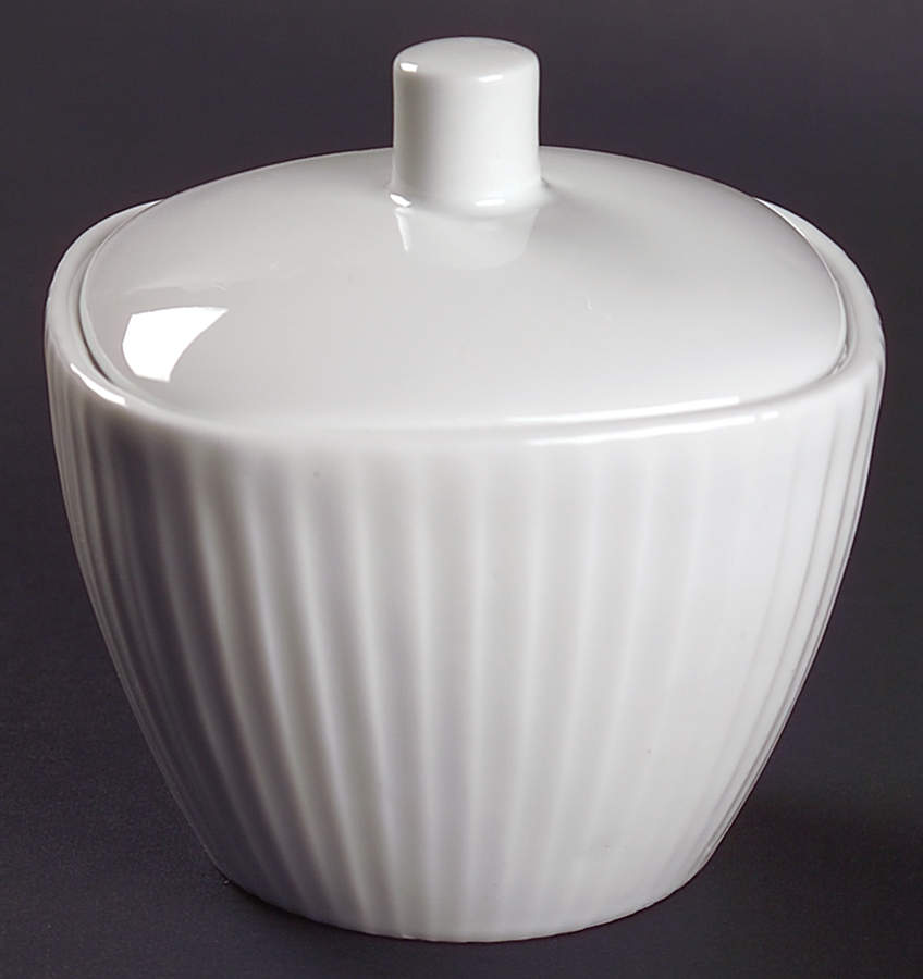 Scandia White Sugar Bowl & Lid by Corning Corelle-1