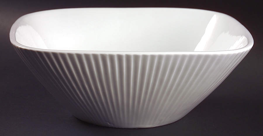 Scandia White 10" Round Vegetable Bowl by Corning Corelle-1