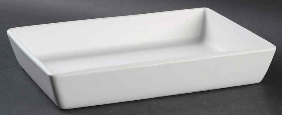 Cargo White 11" Rectangular Baker by Calvin Klein-1