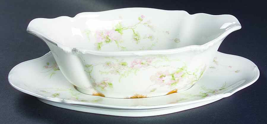CHF1411 Gravy Boat & Underplate by Charles Field Haviland-1