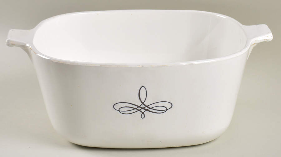 Black Trefoil 2.5 Quart Square Casserole No Lid by Corning Corelle-1