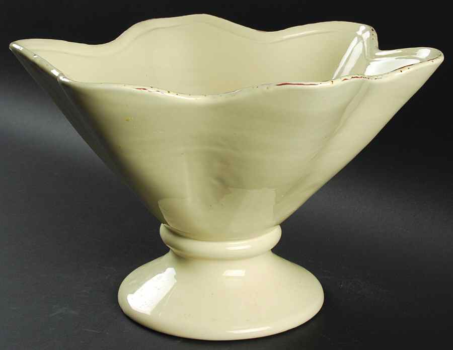 C2V1 Cream Star Shaped Footed Centerpiece by Ceramiche Virginia-1