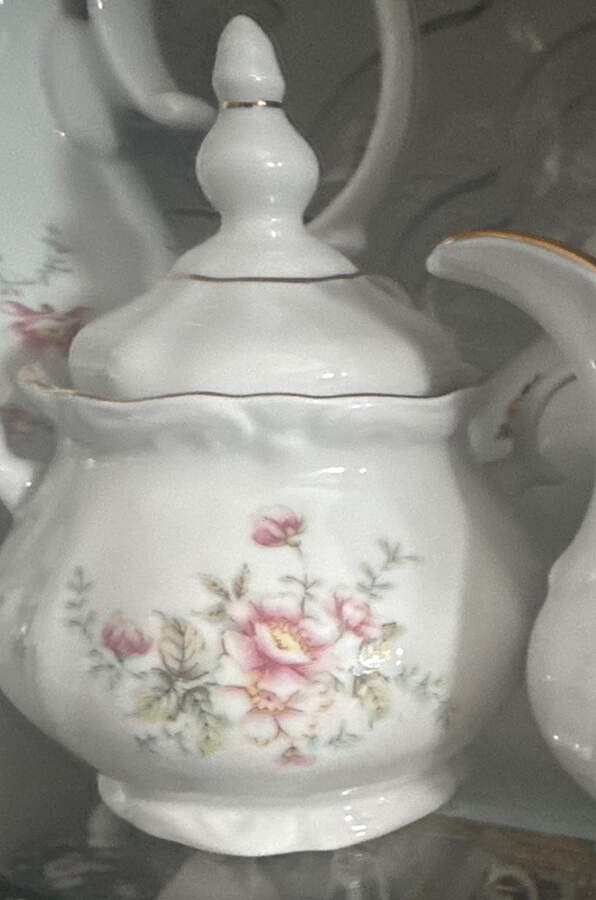 CWM7 Sugar Bowl & Lid by Crown Regent (Romania)-1
