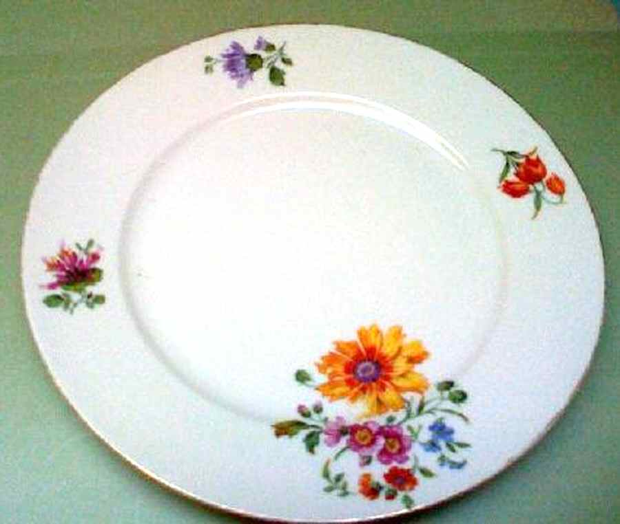CZE215 Salad Plate by Czechia-Czechoslovakia-1
