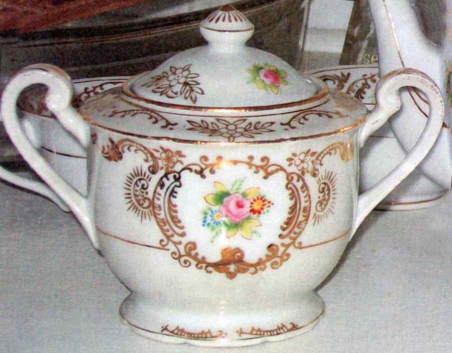 CHK27 Sugar Bowl & Lid by Chikaramachi (Japan)-1