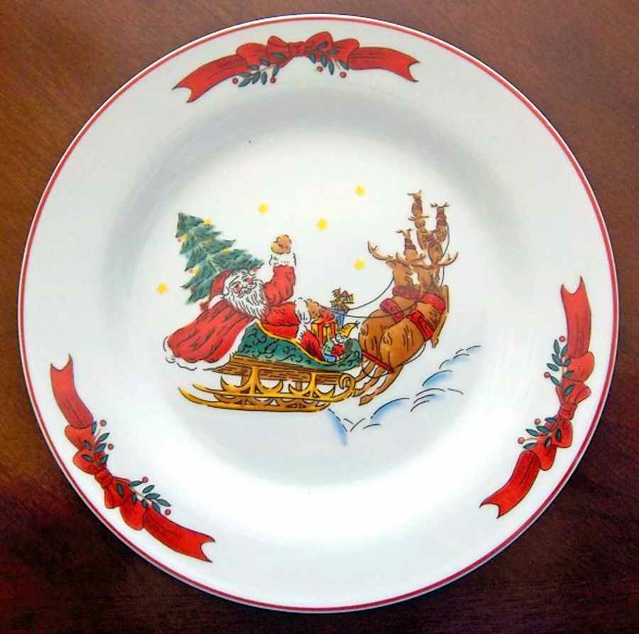 Santa Sleigh Salad Plate by The Cellar (China)-1
