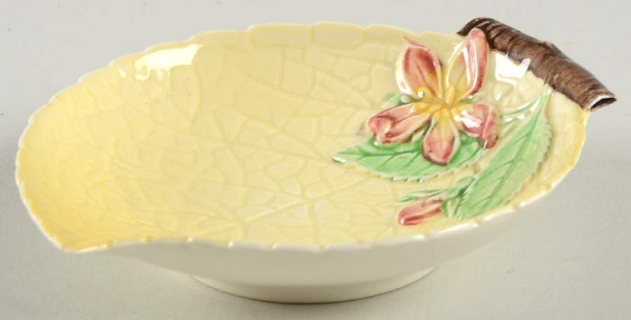 Apple Blossom Yellow 4" Leaf Dish by Carlton Ware (England)-1