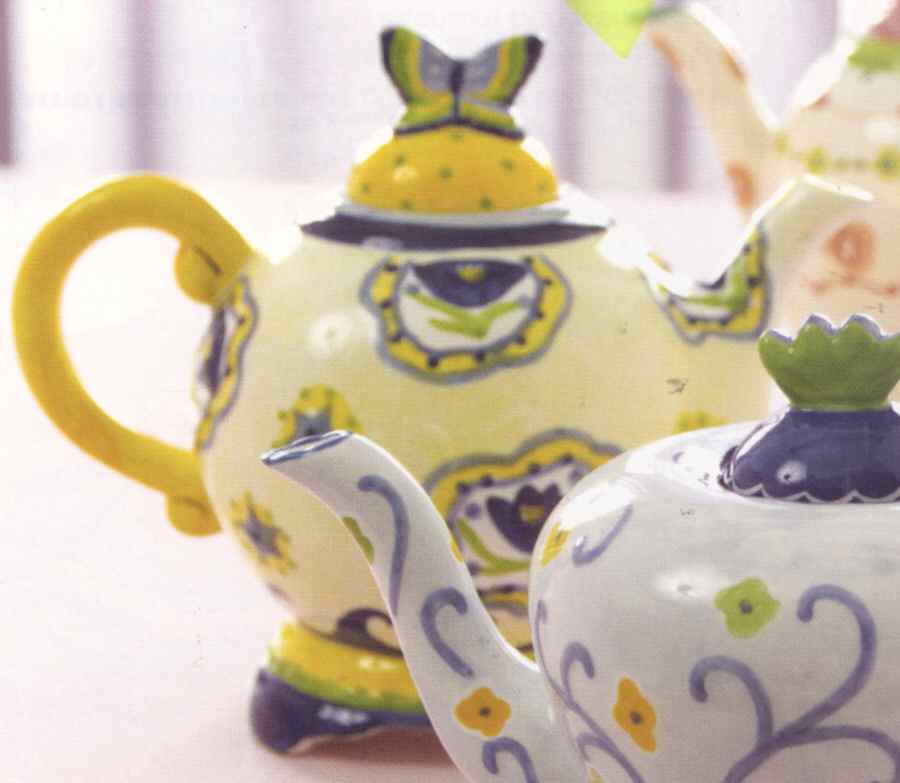 Pekoe&Chamomile Teapot & Lid by Cupcakes & Cartwheel-1