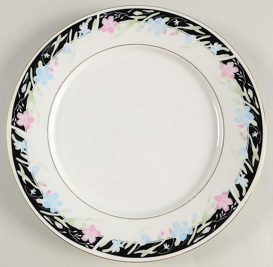 Geneva Dinner Plate by China Pearl-1
