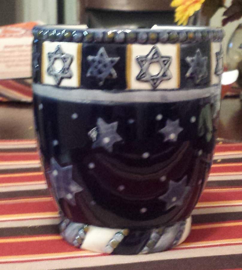 Festival of Lights Mug by Centrum-1