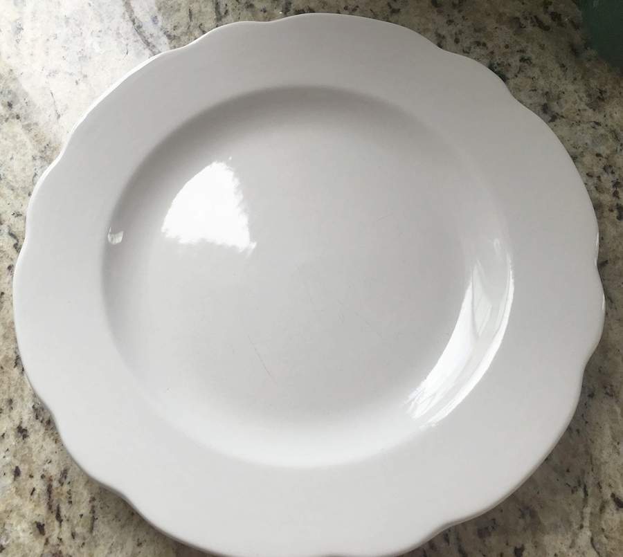 Rouleau White Dinner Plate by Culinary Arts-1