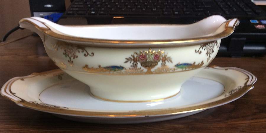 Paradise Gravy Boat with Attached Underplate by Castle China (Japan)-1