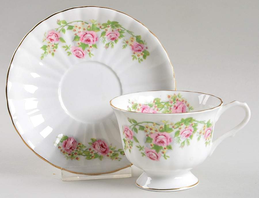 372 Footed Cup & Saucer Set by Clarence (England)-1