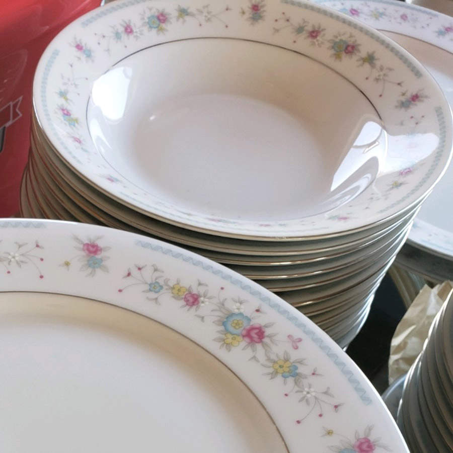 WHJ13 Coupe Cereal Bowl by White Jade-1