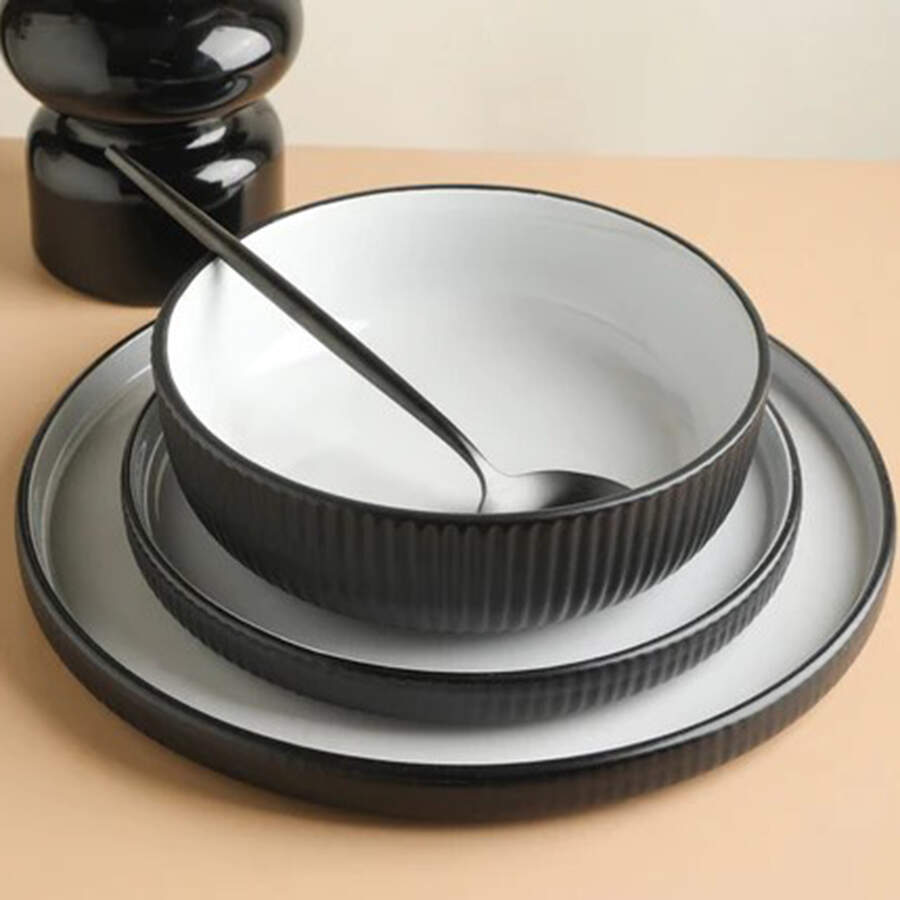 Laro Black Dinner Plate by Christian Siriano New York-1