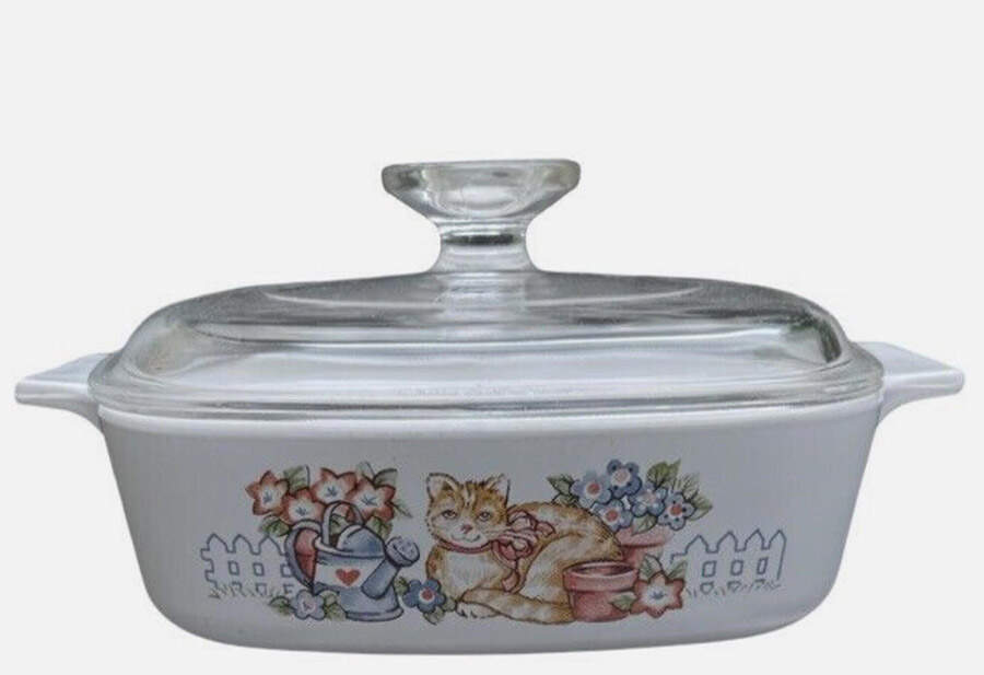 Garden Cat 1 Qt Square Casserole w/Glass or Plastic Lid by Corning Corelle-1
