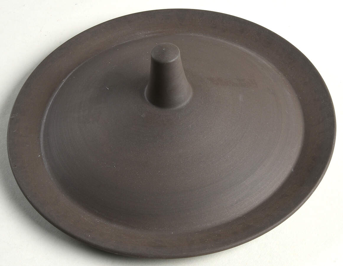 Flamestone Smooth Brown Lid for 2 Qt Round Covered Casserole by Dansk-1