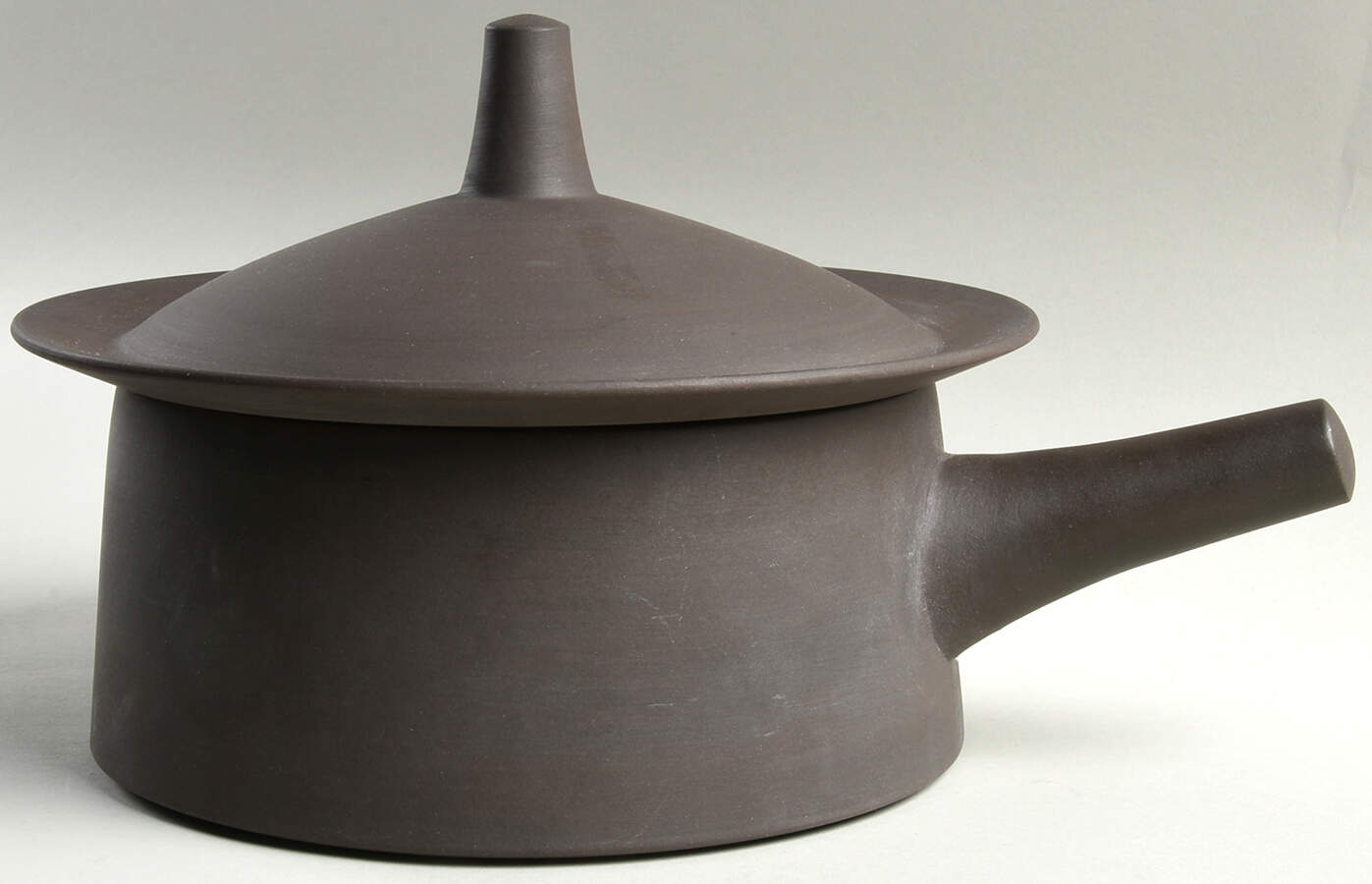 Flamestone Smooth Brown 2 Qt Round Covered Casserole by Dansk-1