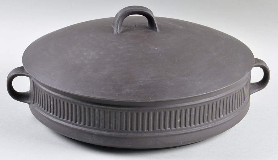 Flamestone Fluted Brown (Older) 3 Quart Round Covered Casserole by Dansk-1