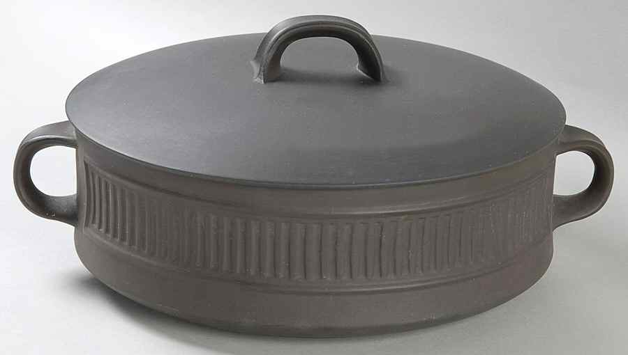 Flamestone Fluted Brown (Older) 2 Qt Round Covered Casserole by Dansk-1