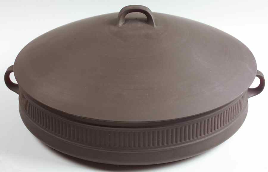 Flamestone Fluted Brown (Older) 5 Quart Round Covered Casserole by Dansk-1