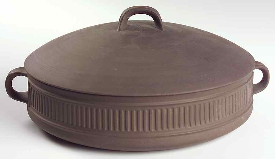 Flamestone Fluted Brown (Older) 3 Quart Round Covered Casserole by Dansk-1