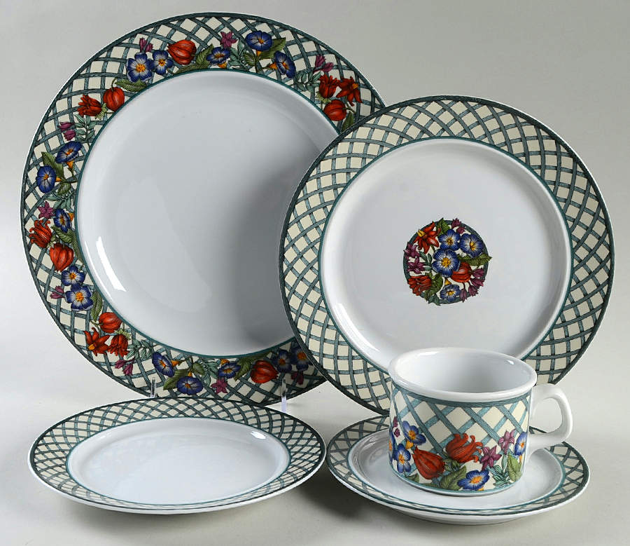 Nordic Garden-Lattice & Ribbon 5 Piece Place Setting by Dansk-1