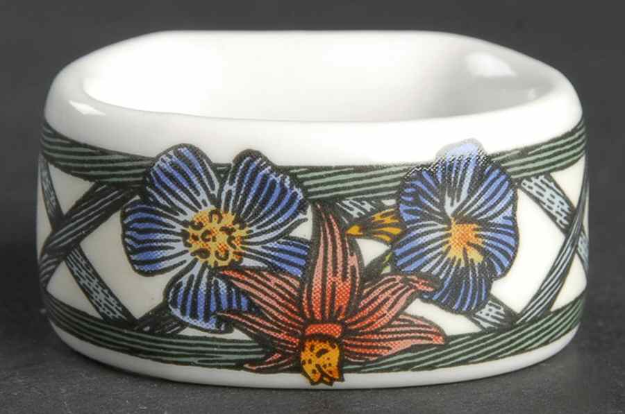 Nordic Garden-Lattice & Ribbon Napkin Ring by Dansk-1