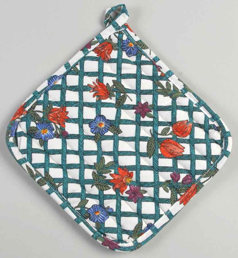 Nordic Garden-Lattice & Ribbon Cloth Potholder by Dansk-1