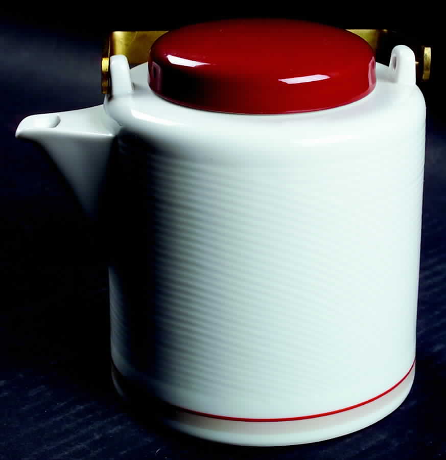 Twill Red Teapot & Lid by Dansk-1