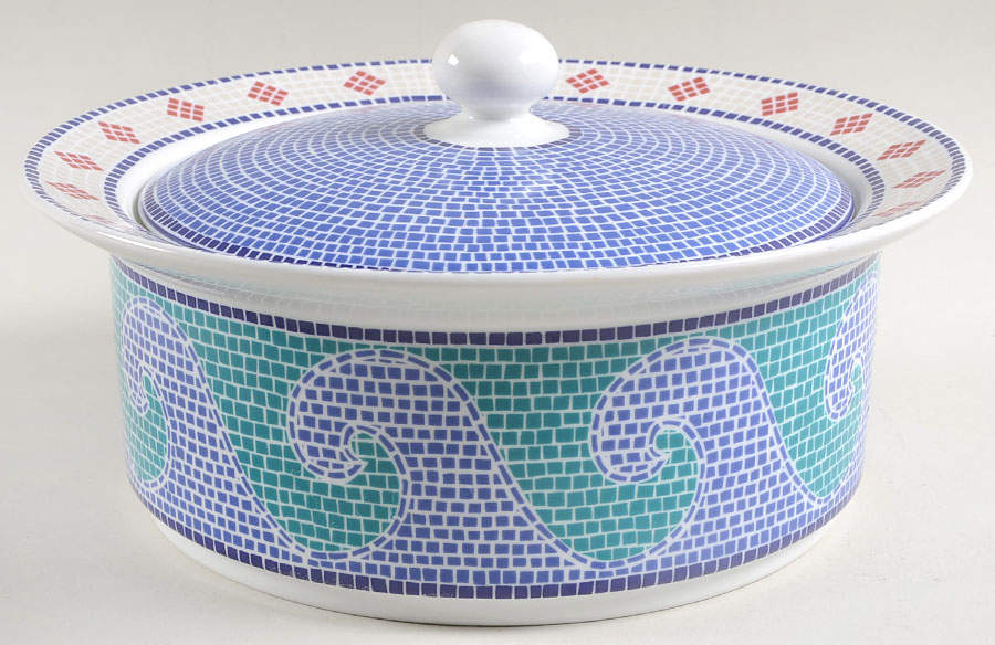 Waves 2 Qt Round Covered Casserole by Dansk-1