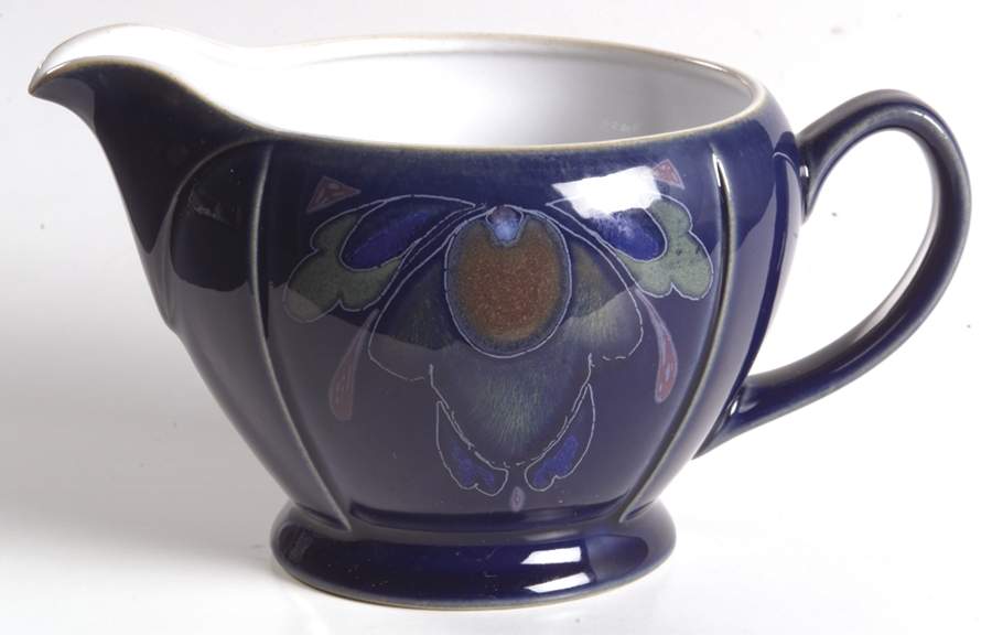 Baroque Sauce Boat Open by Denby-Langley-1