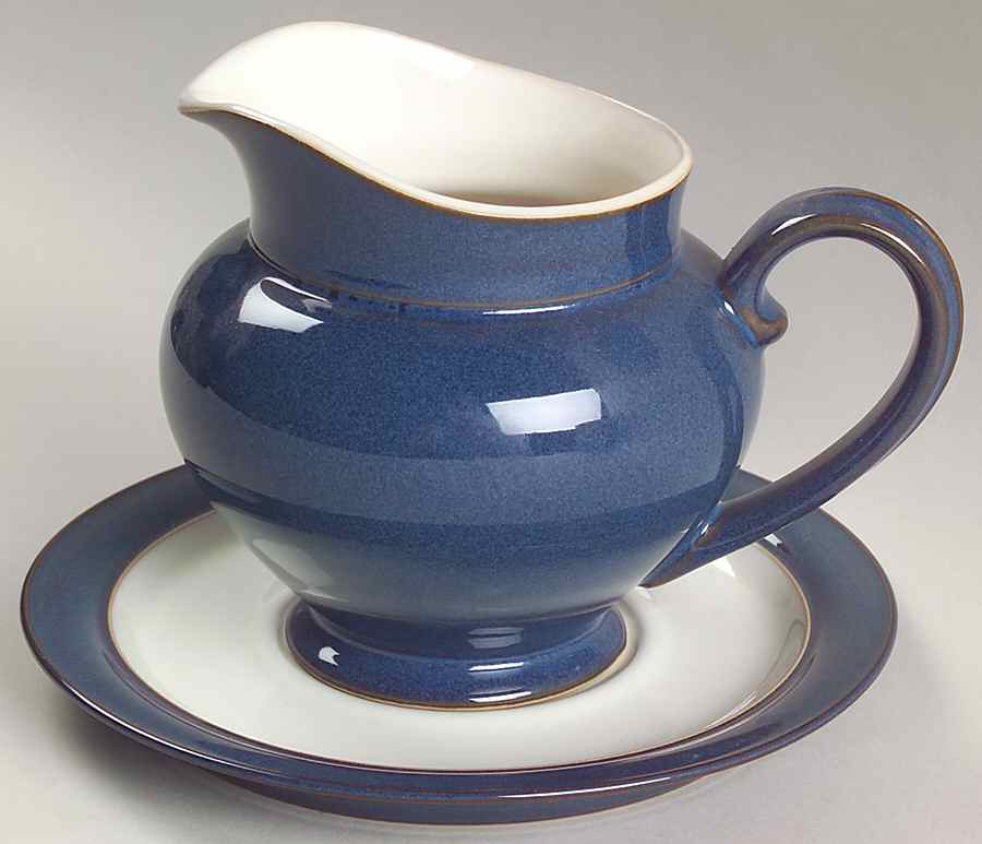 Boston Gravy Boat & Stand (Breakfast Saucer) by Denby-Langley-1